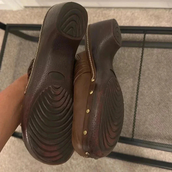 NICKELS Brown Clog Shoes Size 8.5 in Women’s - Picture 2 of 9